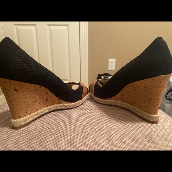 LIKE NEW Arturo Chiang Ralin Peep Toe Cork Wedge Shoes (Sz. 8M/38) $129 - Picture 9 of 16